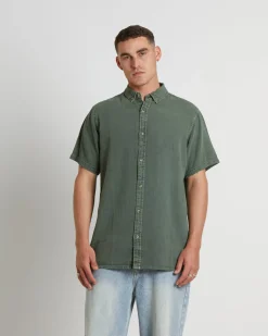 Men At Work Oxford Short Sleeve Shirt in Thyme Green