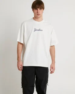 Mid-Script Heavyweight T-Shirt