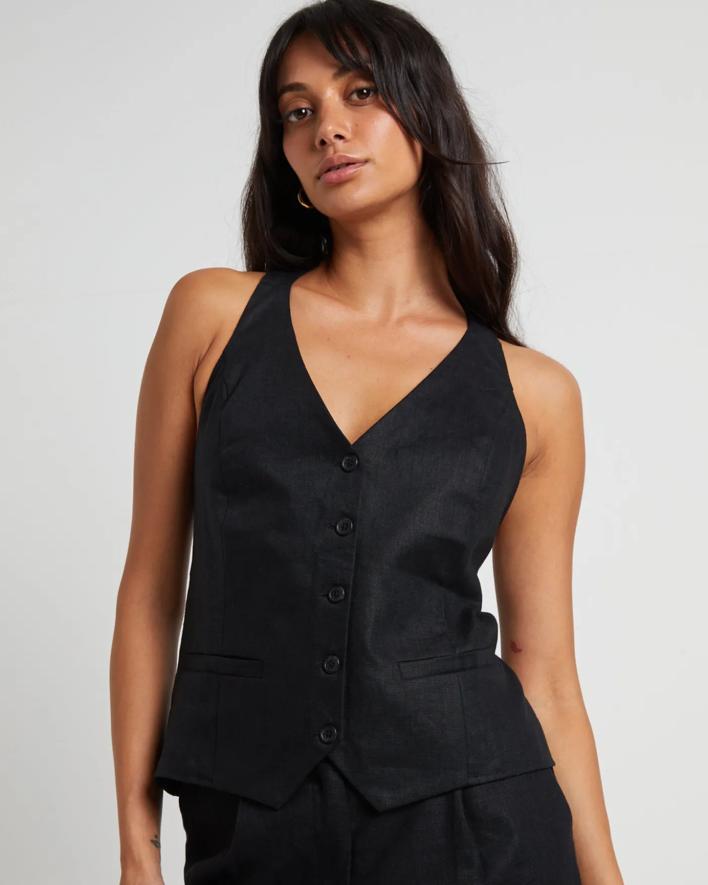 Naomi Linen Halter Vest in Black