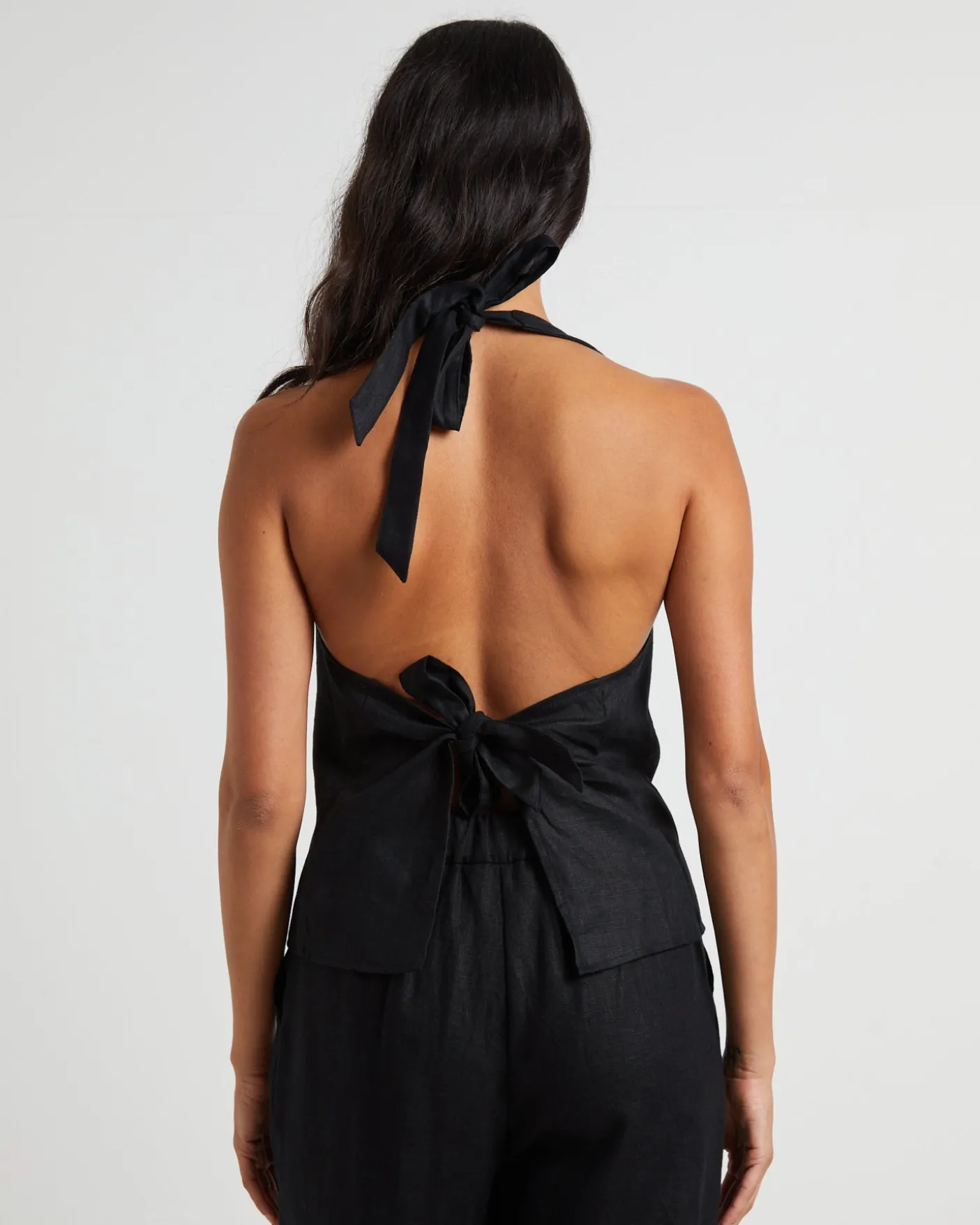 Naomi Linen Halter Vest in Black