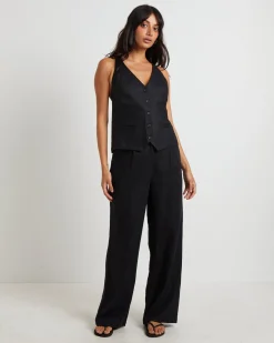 Naomi Linen Halter Vest in Black
