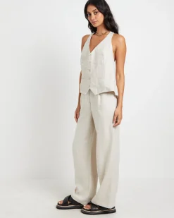 Naomi Linen Halter Vest in Oat Marle