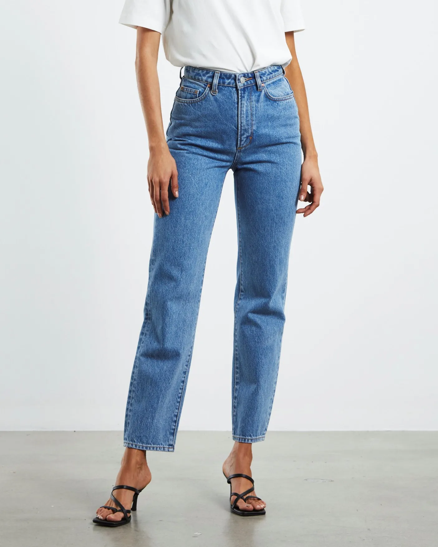 Nico Straight Jeans