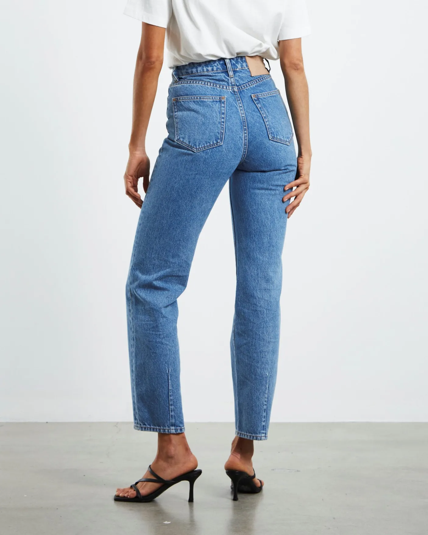 Nico Straight Jeans