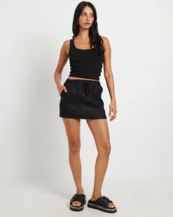 Nixie Mini Linen Skirt in Black