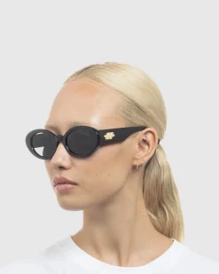 Nouveau Vie Sunglasses