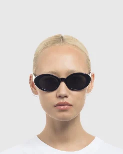 Nouveau Vie Sunglasses
