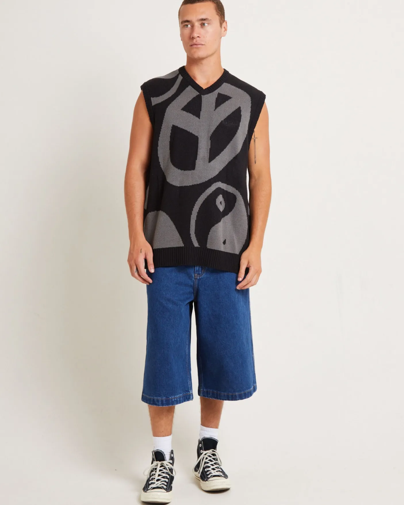 Peace Corp Knitted Vest in Black