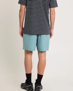 Performance Hybrid Shorts