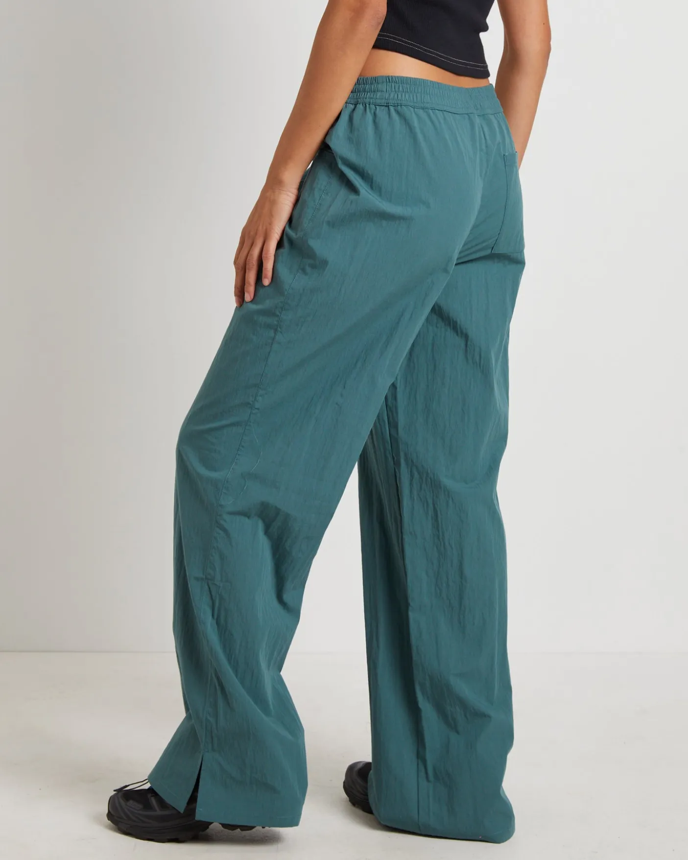 Port Aransas Pants in Lincoln Green