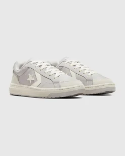 Pro Blaze Classic Low Top Pale Putty