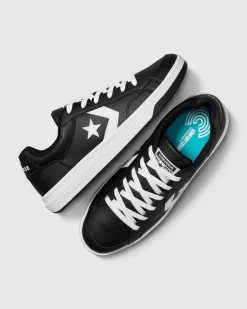 Pro Blaze Ox Sneakers in Black