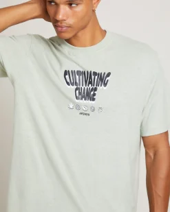 Proclaim Hemp Retro Fit Short Sleeve T-Shirt in Eucalyptus