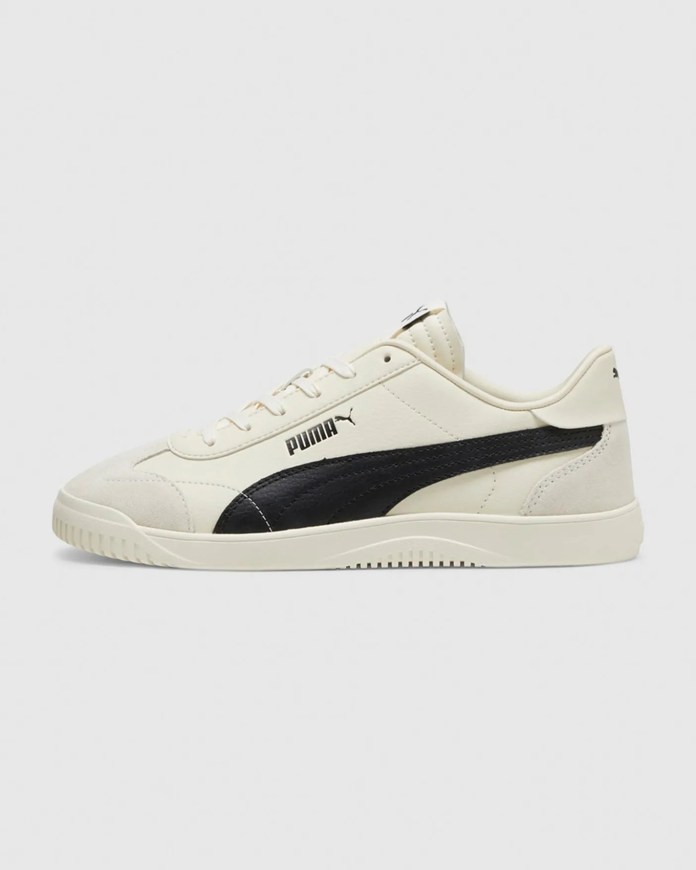 Puma Club 5V5 SD Vapor Sneakers in Ivory/Black