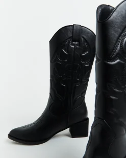 Ranger Cowboy Boot in Black