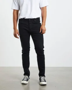 Ray Tapered Slim Denim Jeans