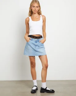 Relaxed Mini Denim Skirt in Soho Fade