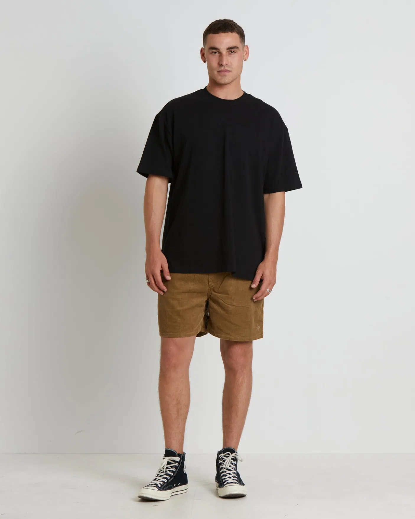 Roomie Shorts in Beach Grass