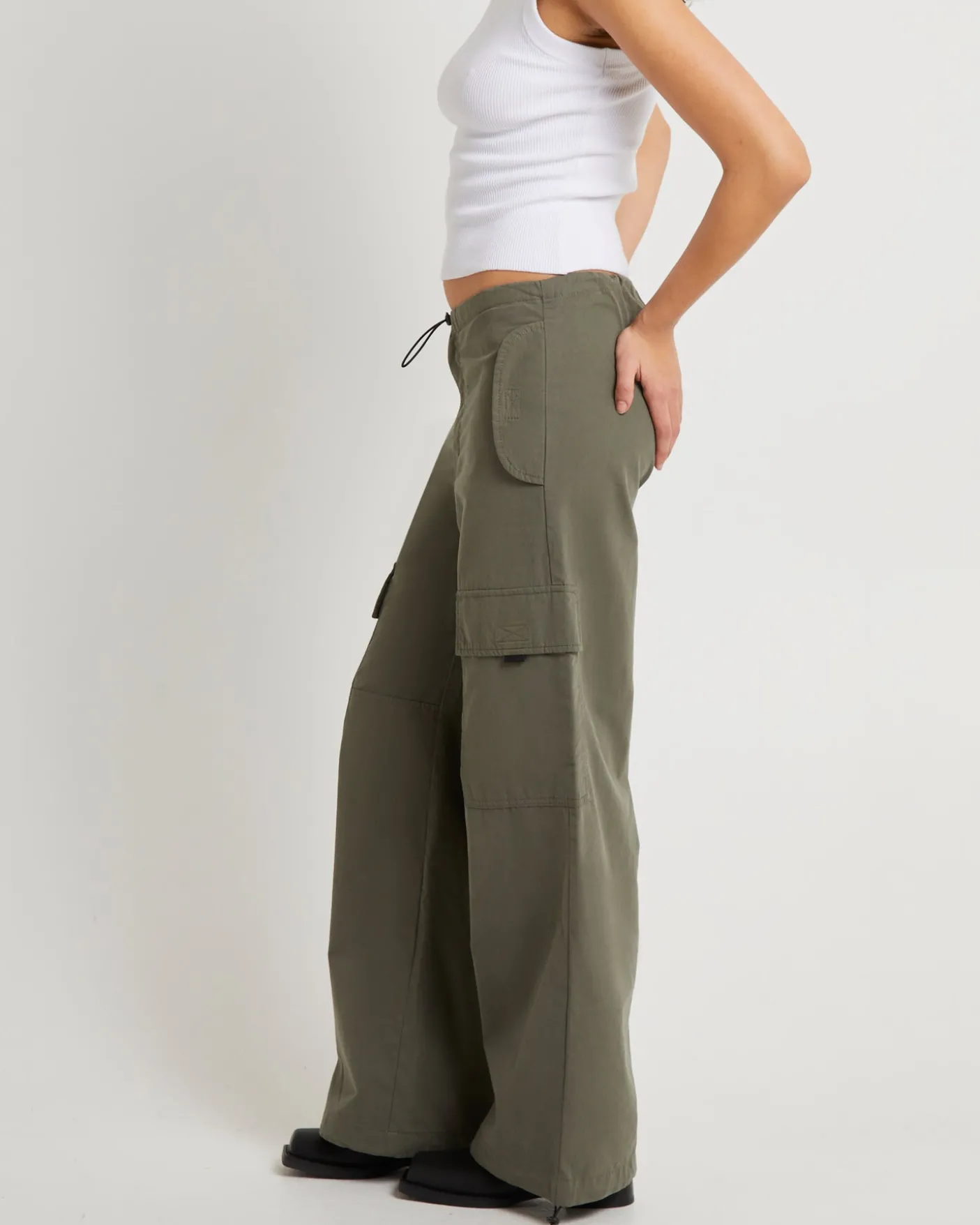Rosebowl Vintage Para Pants