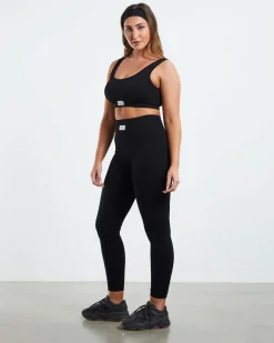 Scoop Neck Sports Crop