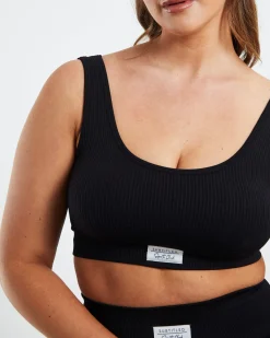 Scoop Neck Sports Crop