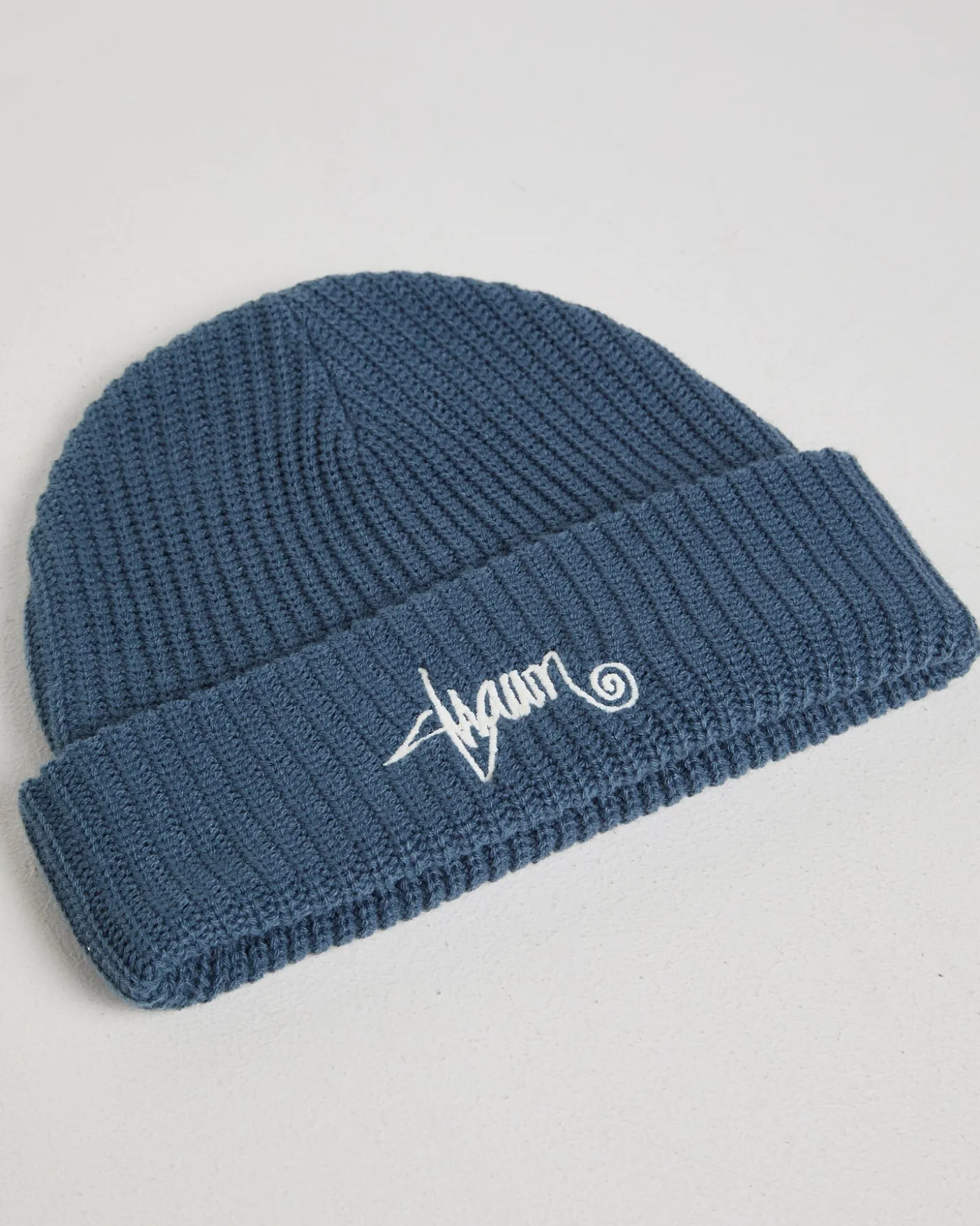 Shawn Script Mid Beanie