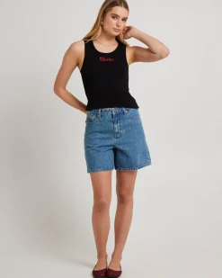 Signature Rib Tank