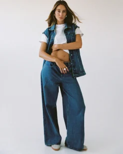 Signature Wide Leg Relaxed Denim Jeans