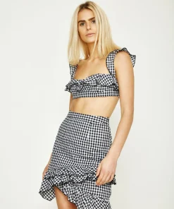 Slave For You Ruffle Crop