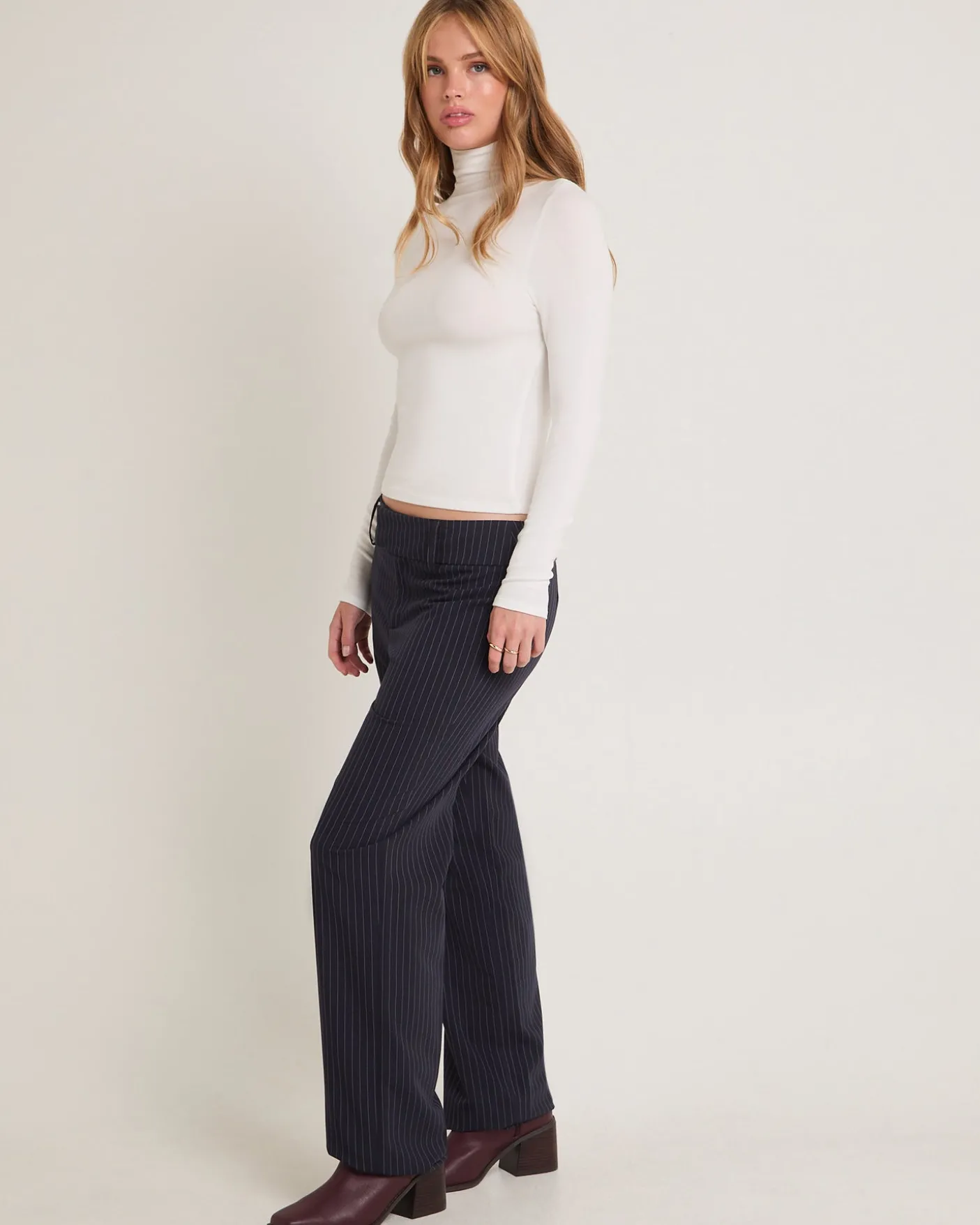 Slinky Long Sleeve Skivvy