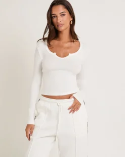 Slinky Scoop Neck Long Sleeve