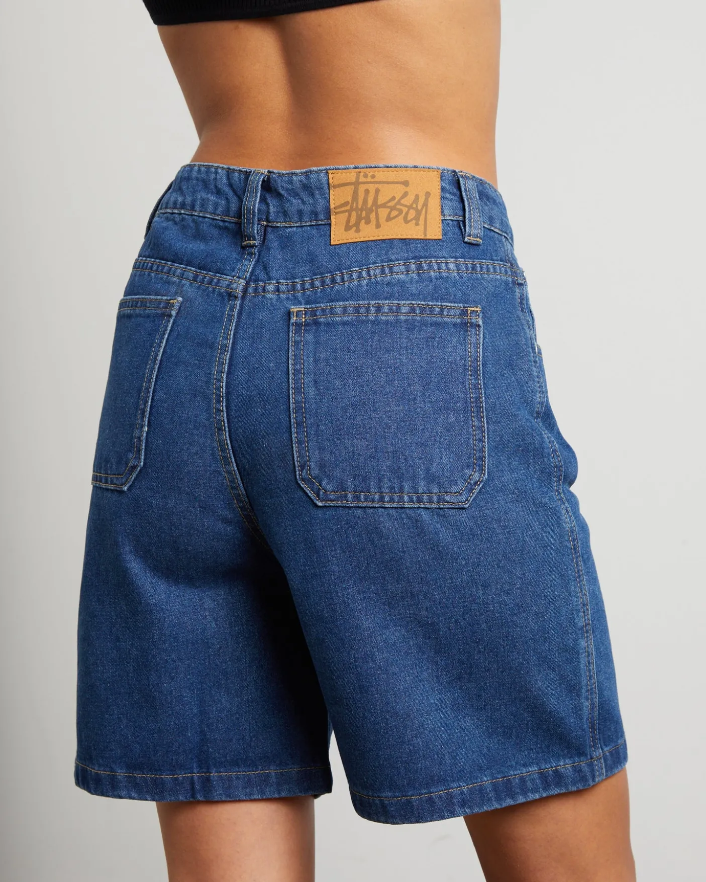 SS Link Denim Shorts in Dark