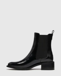 Stable Ankle Boots