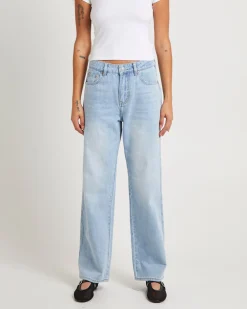 Tayla High Straight Jeans