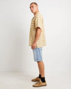 The Sunset Camp Short Sleeve Shirt in Bill Plaid Curry