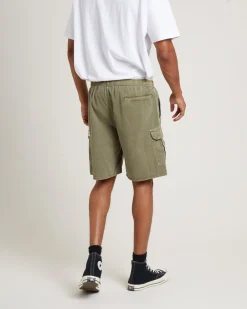 Tradie Cargo Shorts in Army