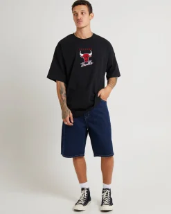 Tri Logo Bulls Oversized T-Shirt in Faded Black