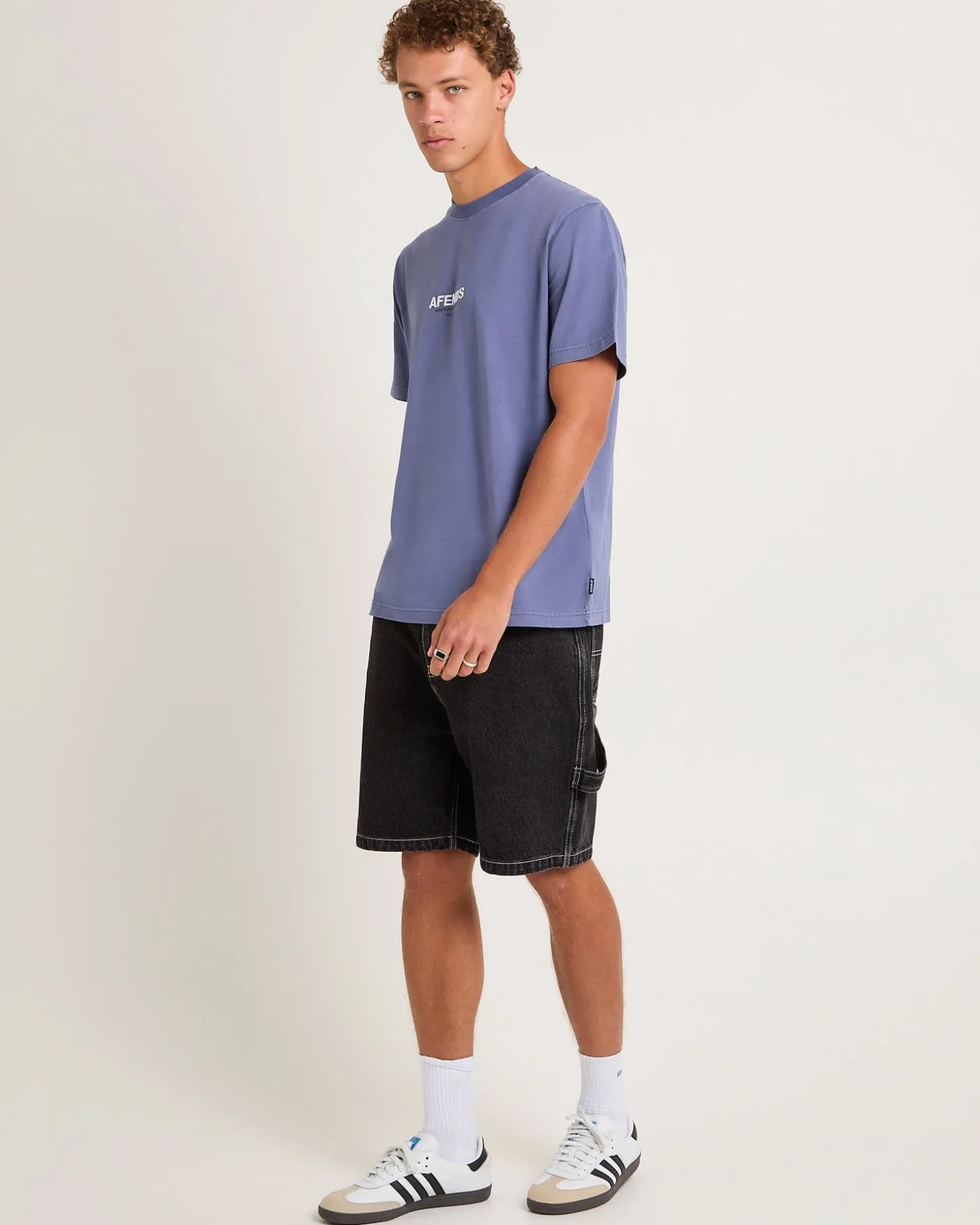 Vinyl Retro Fit T-Shirt