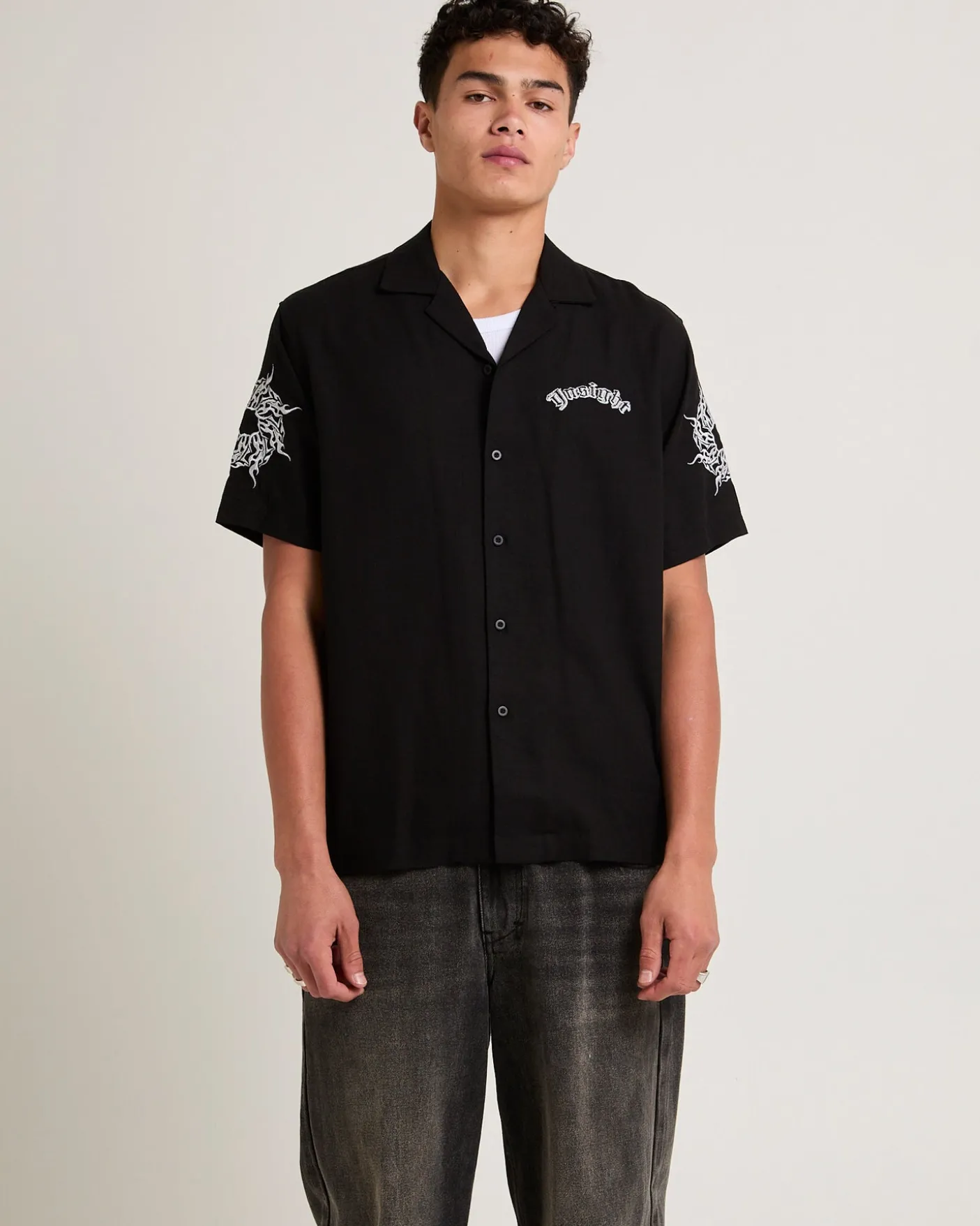 Visions Resort Short Sleeve Shirt