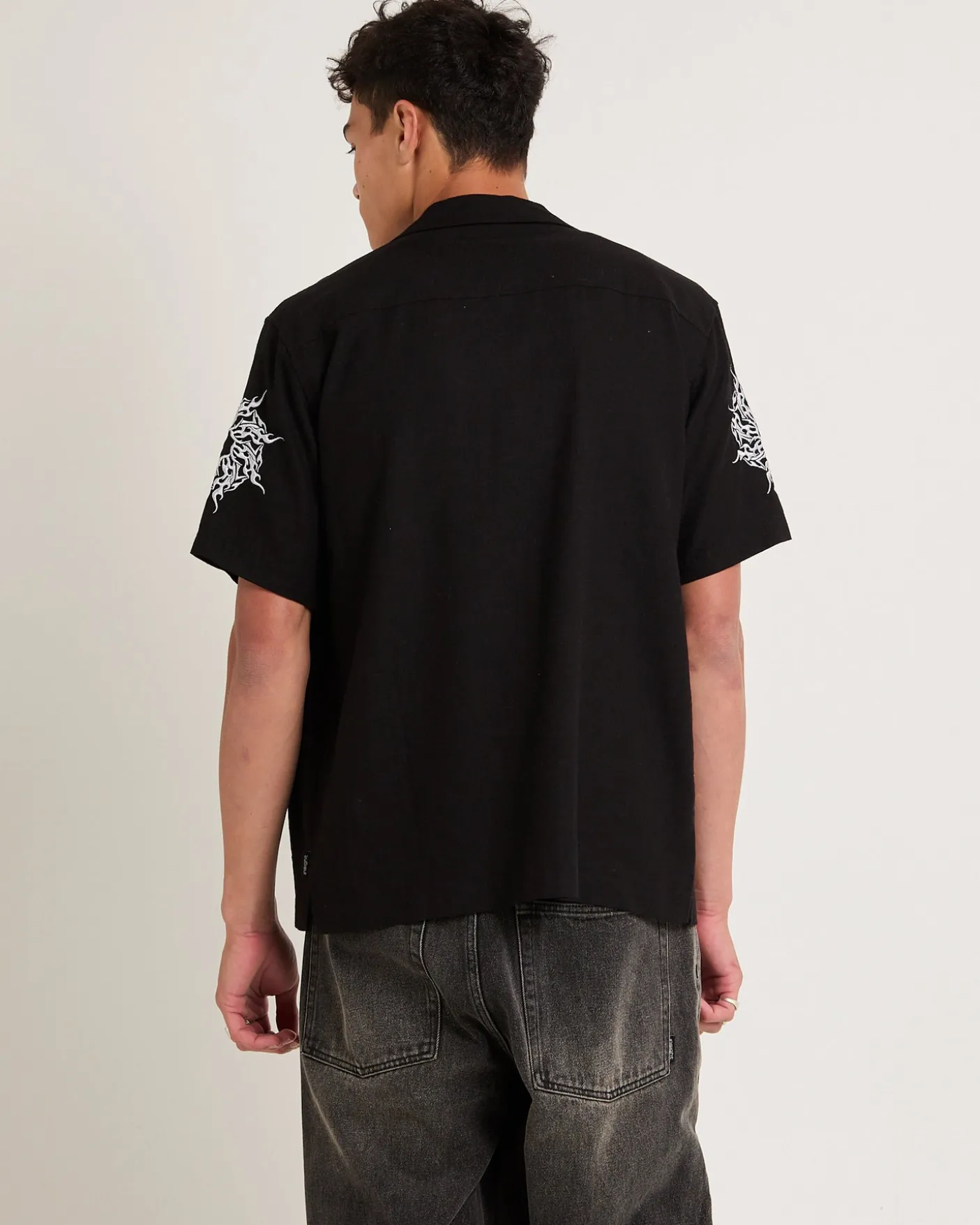 Visions Resort Short Sleeve Shirt