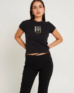 Walking Baby Tee