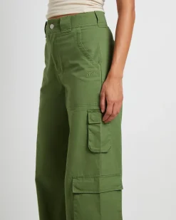 Water Pipe Cargo Pants in Khaki Green