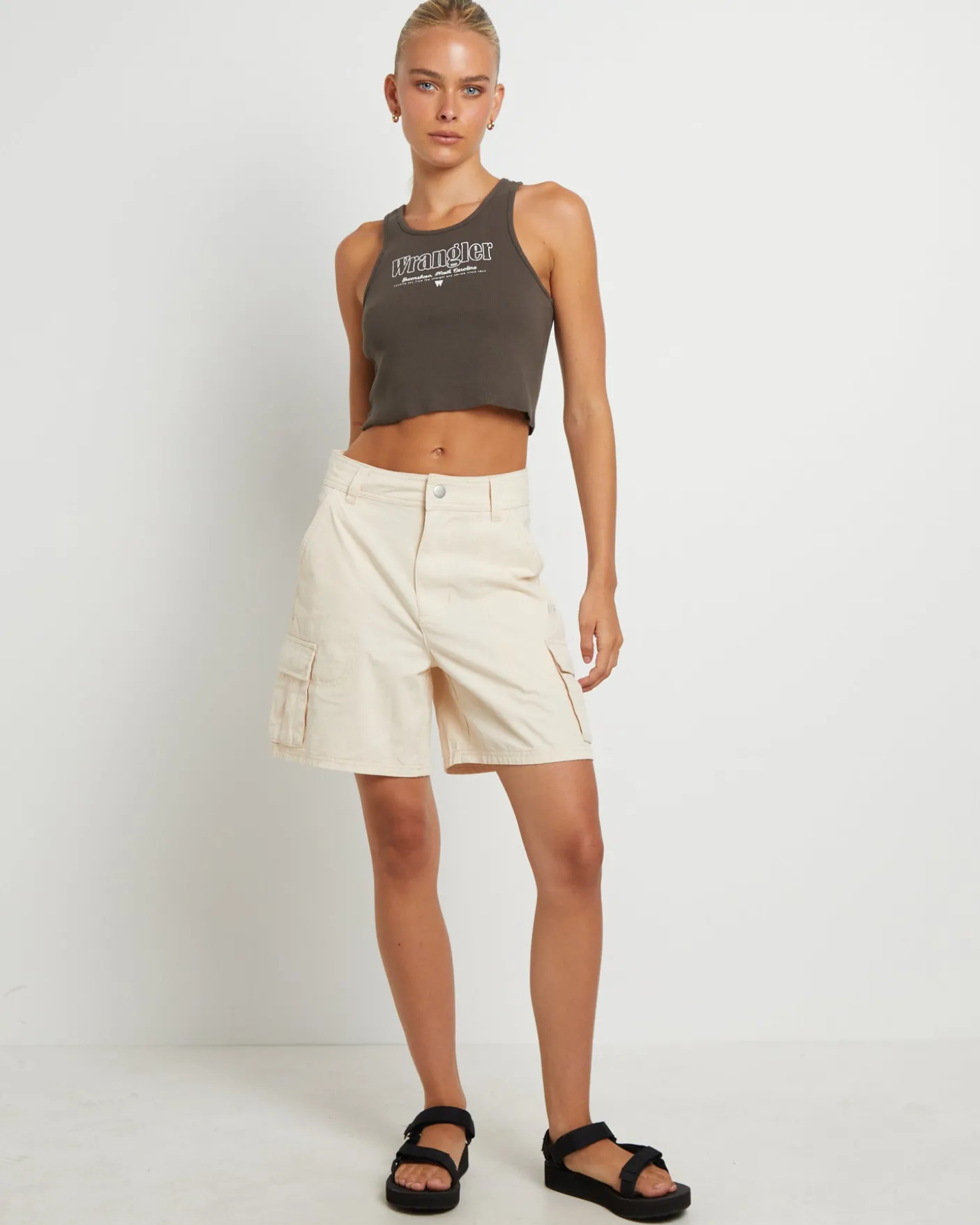 Water Pipe Cargo Shorts in Chalk