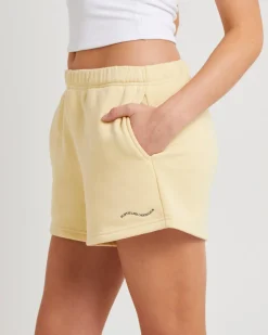 Wave Pull On Fleece Shorts