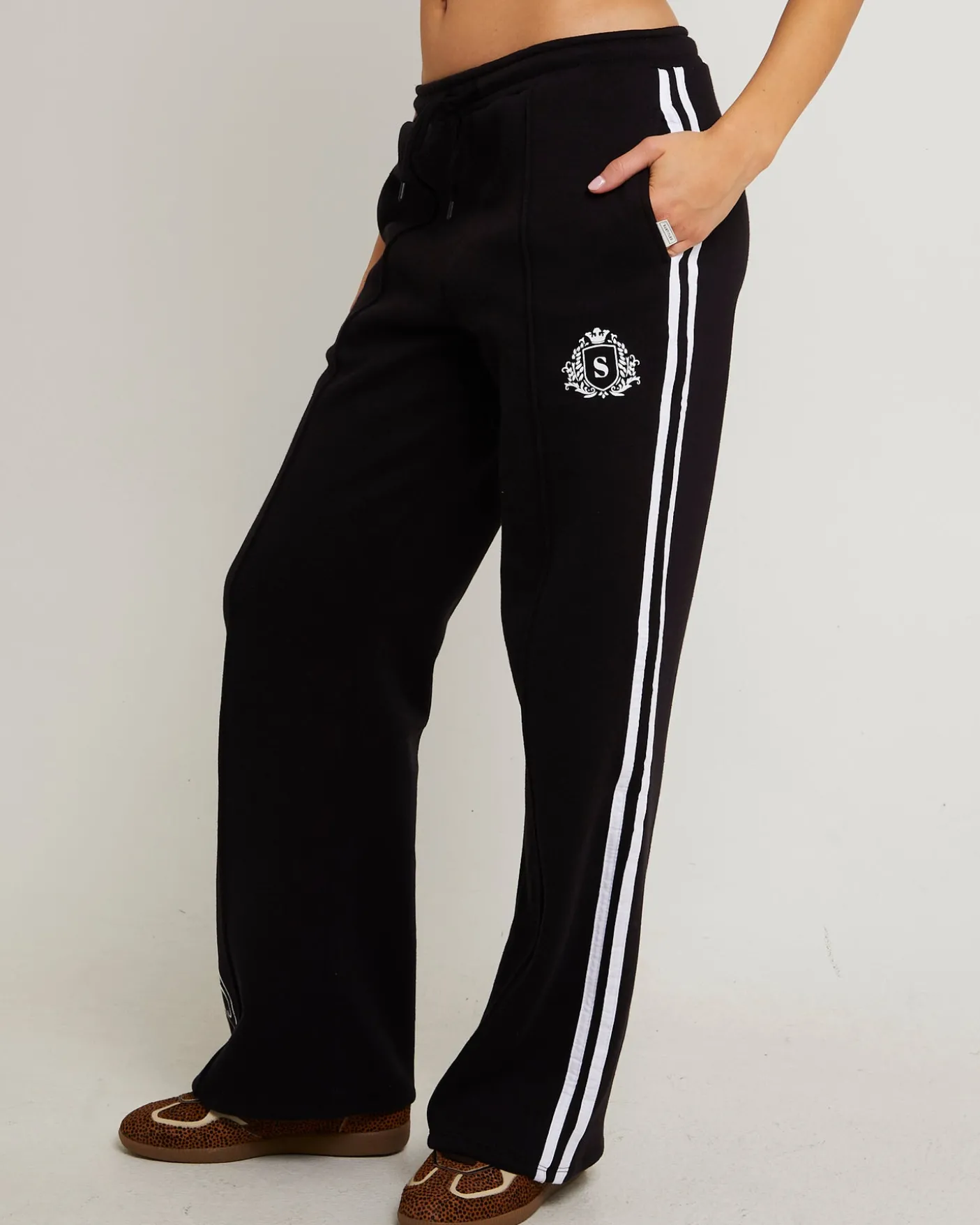 Wellness Club Baggy Trackpant